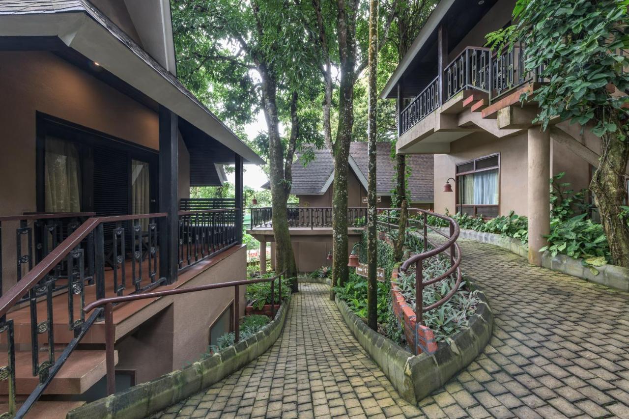 Club Mahindra Thekkady Hotel Екстериор снимка