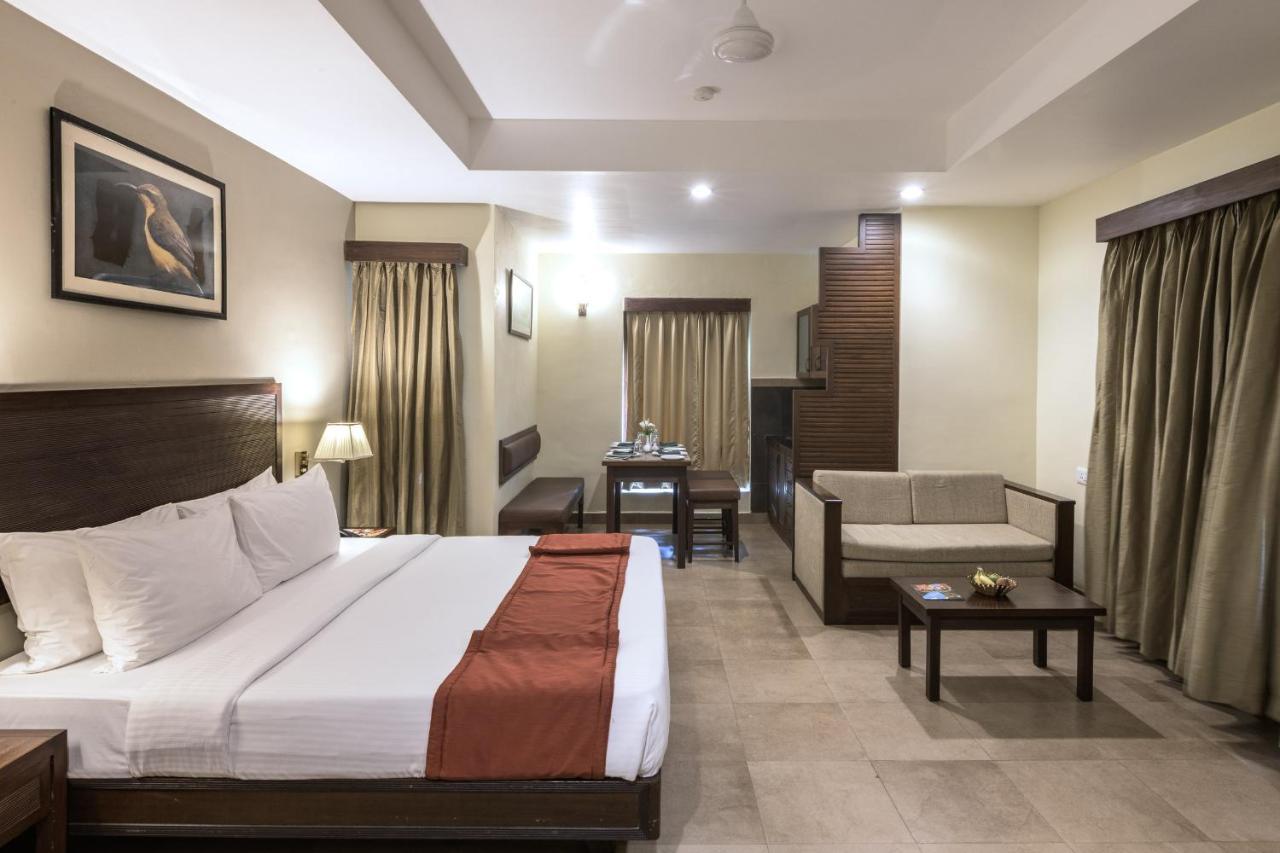Club Mahindra Thekkady Hotel Екстериор снимка
