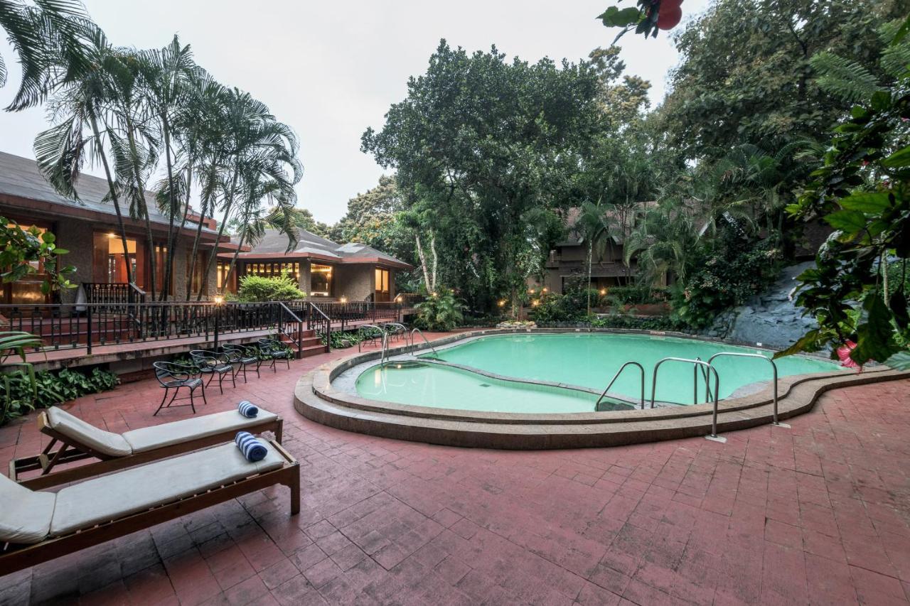 Club Mahindra Thekkady Hotel Екстериор снимка