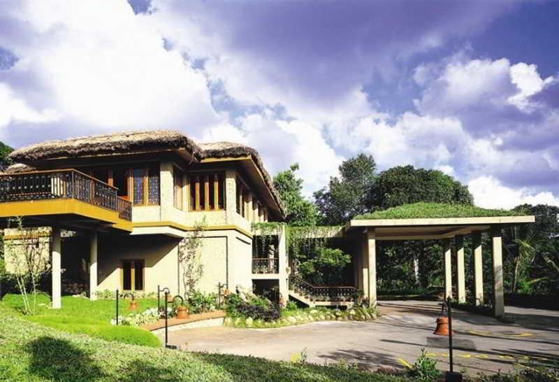 Club Mahindra Thekkady Hotel Екстериор снимка