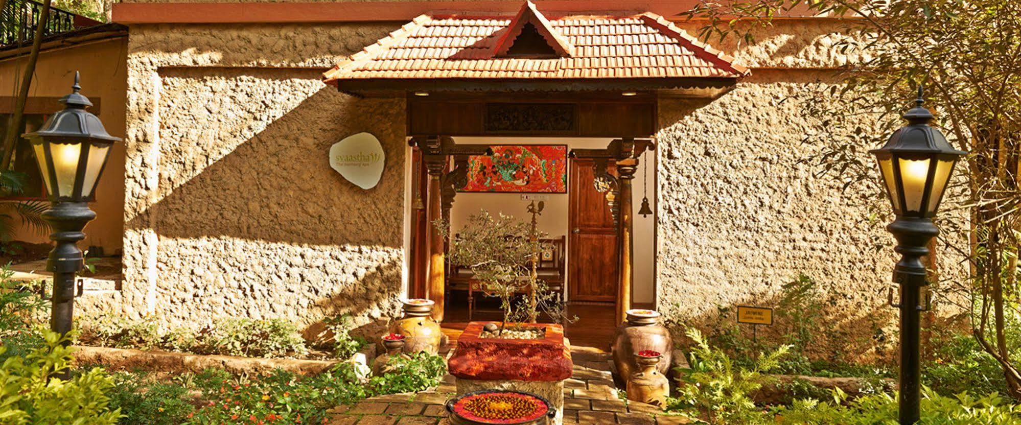 Club Mahindra Thekkady Hotel Екстериор снимка